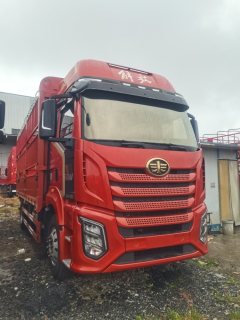 FAW Jiefang J6G 320 hp 4X2 6.75 m - ფოტო 3