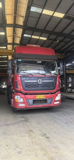 Dongfeng Tianlong VL 420 hp 6X4 - photo 1