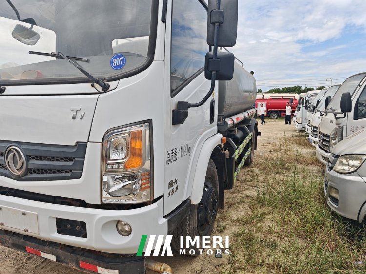 Dongfeng Huashen T3 150 hp 4X2 7.2 m - truck from China