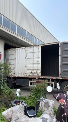 United Trucks E 270 hp 6X2 9.6 m - ფოტო 3