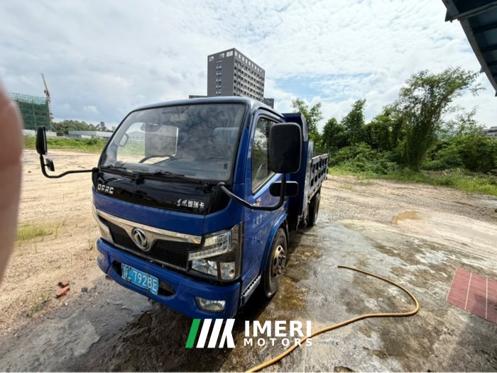 Dongfeng Furuika Fuxiaorui 116 hp 4X2 3.2 m - грузовик из Китая