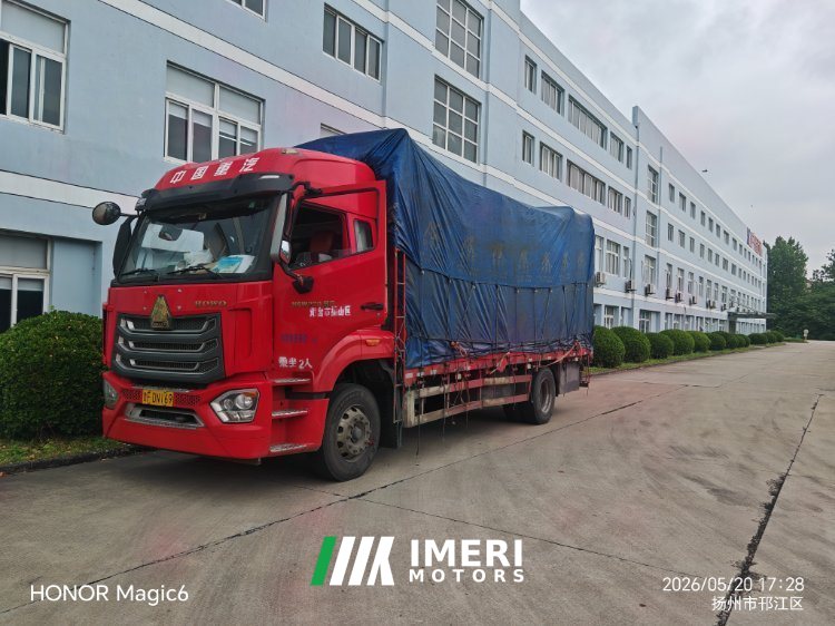 2023 Sinotruk HOWO TS5 270 hp 4X2 6.7 m