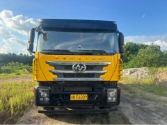 SAIC Hongyan Genlyon 420 hp 6X4 5.6 m - ფოტო 1