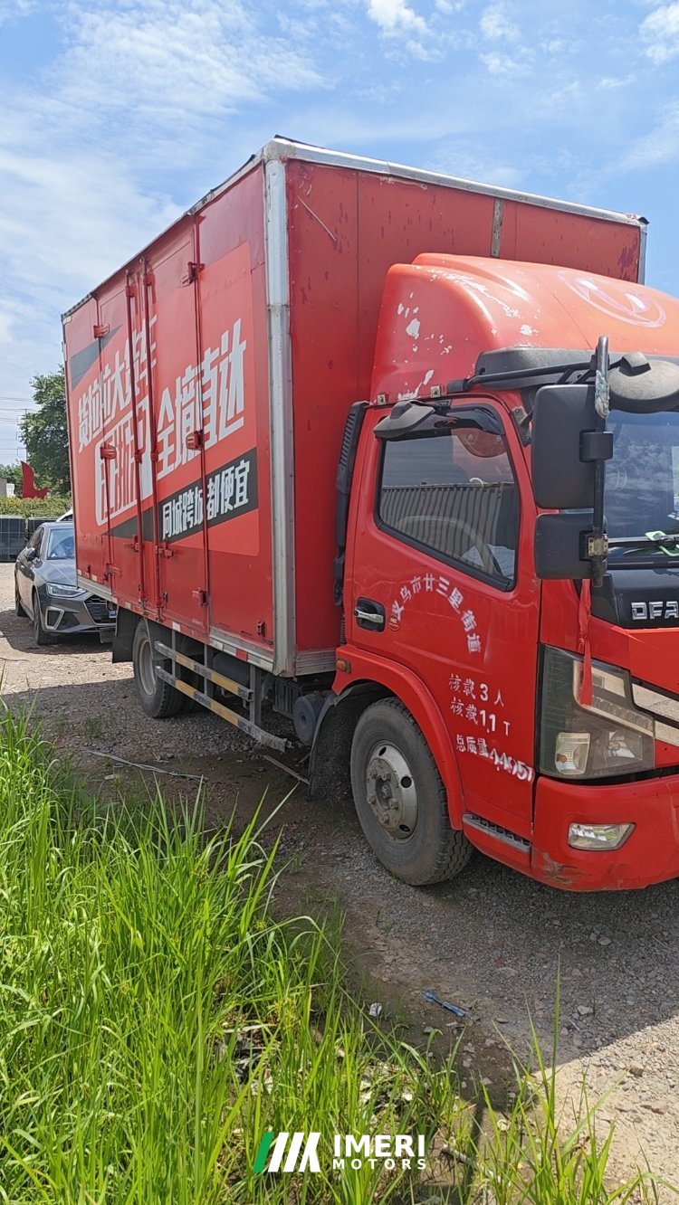 Dongfeng Duolika Dollicar D6 142 hp 4X2 4.2 m - грузовик из Китая