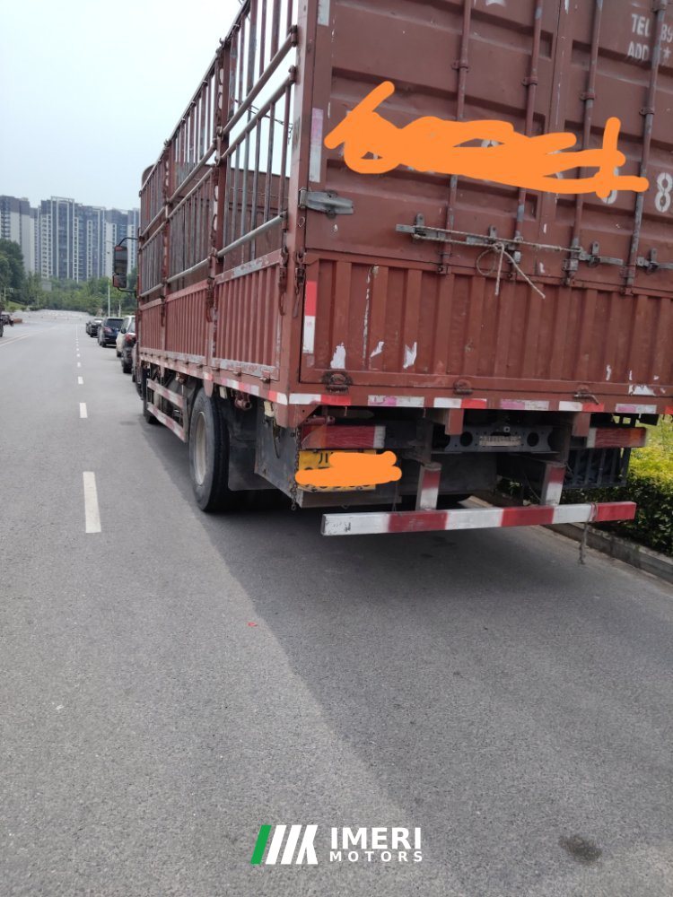 Dongfeng Liuzhou Chenglong H5 240 hp 4X2 6.8 m - სატვირთო ჩინეთიდან