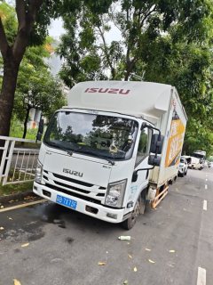 Jiangxi Isuzu EC 127 hp 4X2 4.2 m - ფოტო 1