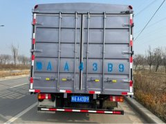 SINOTRUK HOWO Light Duty Truck Commander 170 hp 4X2 4.2 m - ფოტო 3