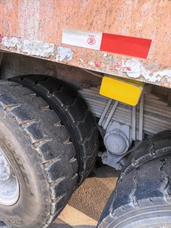 Sinotruk HOWO TX7 440 hp 8X4 6.8 m - photo 3