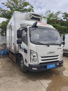 JMC 131 hp 4X2 4.2 m - ფოტო 5