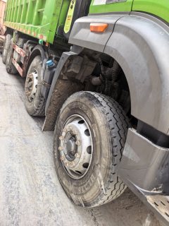 Sinotruk HOWO V7-X 350 hp 8X4 5.6 m - photo 7