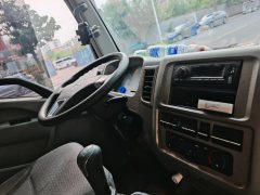 SINOTRUK HOWO Light Duty Truck Royal Faction 130 hp 4.2 m - ფოტო 4
