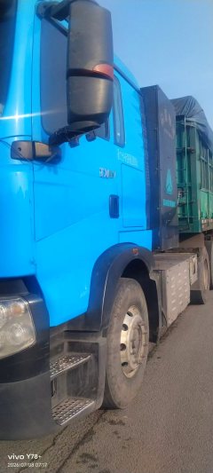 Sinotruk HOWO TX7 480 hp 6X4 - photo 1
