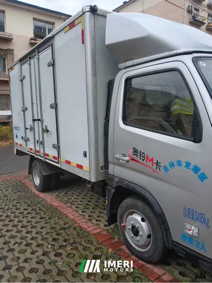 Foton Ollin M Card 125 hp 4X2 3.7 m - truck from China