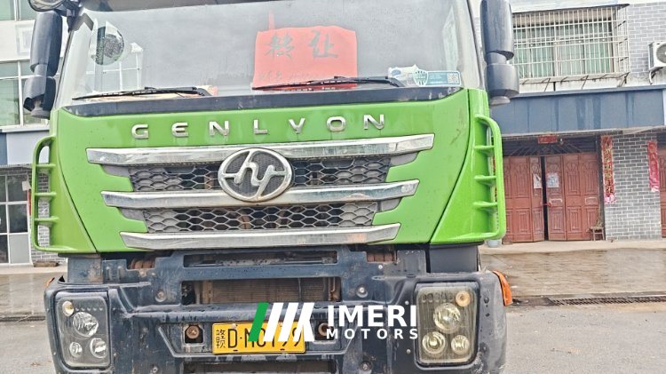 SAIC Hongyan Genlyon 360 hp 6X4 5.8 m - грузовик из Китая