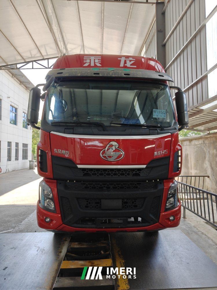 Dongfeng Liuzhou Chenglong H5 270 hp 4X2 6.8 m - სატვირთო ჩინეთიდან