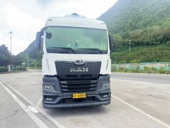MAN TGX 470 hp 6X2 - photo 1