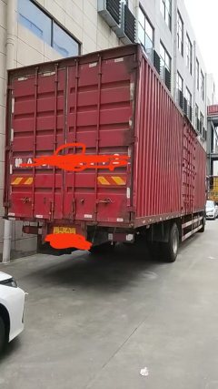 Dongfeng Liuzhou Chenglong H5 220 hp 4X2 9.6 m - ფოტო 3
