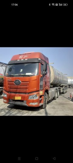 FAW Jiefang J6P 420 hp 6X4 - photo 1