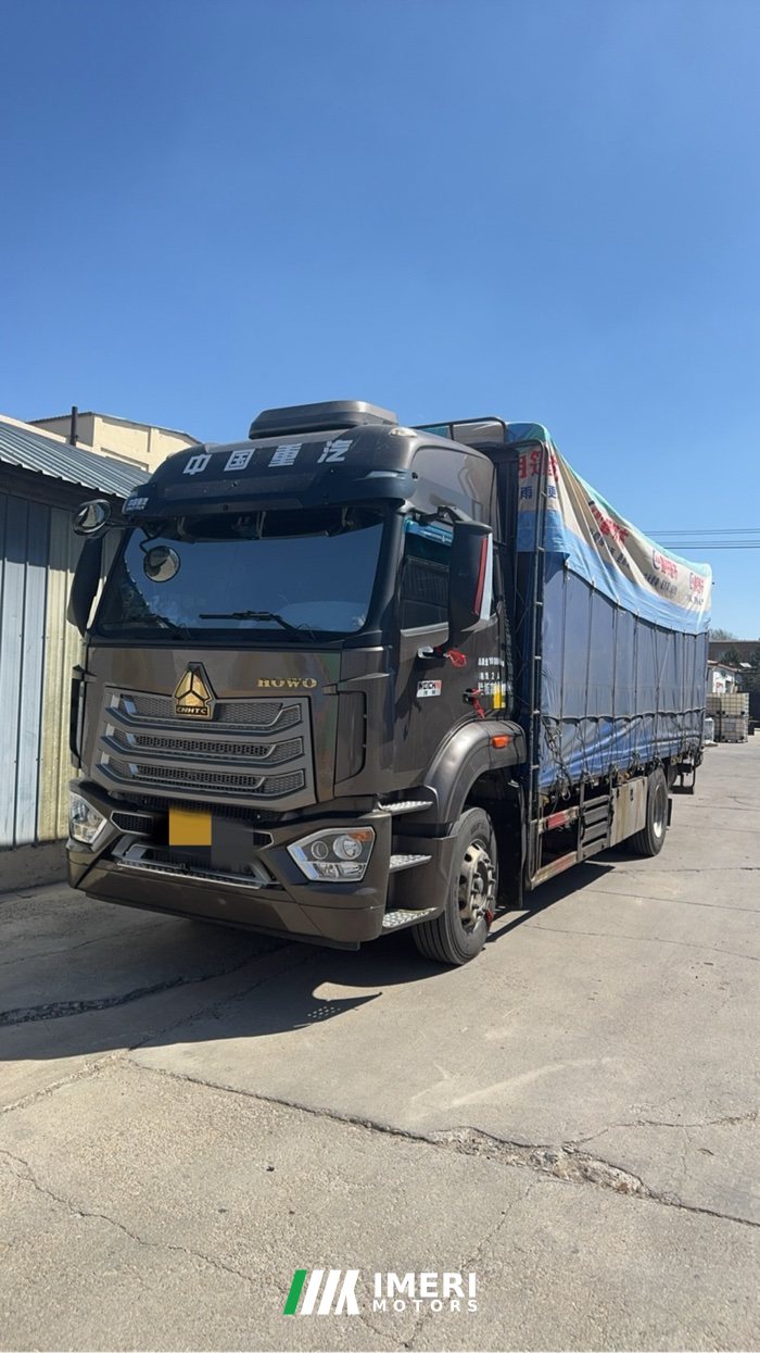 2024 Sinotruk HOWO TS5 300 hp 4X2 6.75 m