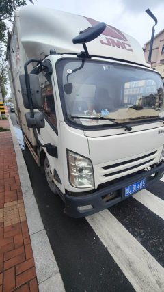JMC 143 hp 4X2 4.2 m - ფოტო 3