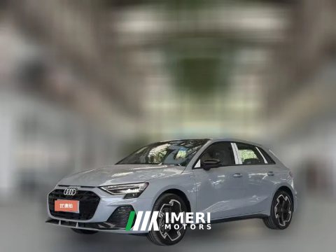 2026 Audi A3 Sportback 2025 Sportback 35TFSI gallopingExclusive +LuxurySelectBag