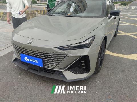2022 Changan UNI-V 1.5T Premium Version - car from China