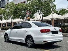 2017 Volkswagen Sagitar 2017 1.6 AT Fashion #9