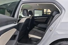 2021 Volkswagen Golf 2021 1.4T AT 280TSI Pro #11
