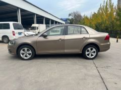 2014 Volkswagen Bora Sedan 2014 1.6 MT Comfort #2