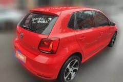 2017 Volkswagen Polo Hatchback 2016 1.4 MT Fashion #2