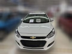 2015 Chevrolet Cruze Sedan 2015 1.5 AT ClassicSE #2