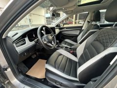 2023 Volkswagen Bora Sedan 2023 1.5T AT 300TSI DSGrespectEdition #9