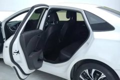 2022 Chevrolet Monza 2022 Lightly mixed RS 330T ATcarefreeEdition #11