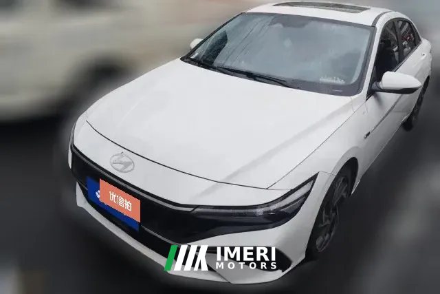2024 Hyundai Elantra Sedan 2023 1.5L AT CVT LUXPremium