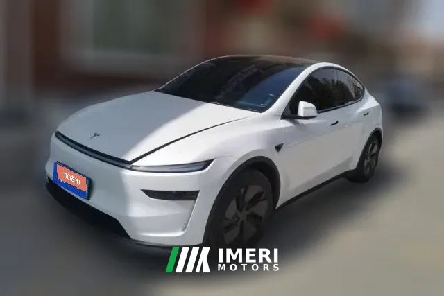 2025 Tesla Model Y 2025 rear wheel drive First Edition