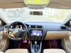 2015 Volkswagen Sagitar 2015 1.6 AT Comfort #4