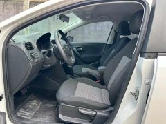 2018 Volkswagen Polo Hatchback 2018 1.5 AT Safe driving #4