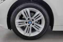 2017 BMW 3 Series 2017 2.0T AT 320LiFashion #6