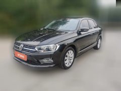 2017 Volkswagen Bora Sedan 2017 1.6 MT Comfort #1