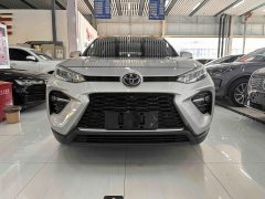 2022 Toyota Wildlander 2022 2.0 AT 4WDLuxuryPLUSEdition #2