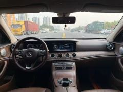2018 Mercedes-Benz E-Class 2018 2.0T AT E300LFashion #8