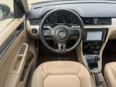 2014 Volkswagen Bora Sedan 2014 1.6 MT Comfort #12