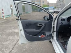 2018 Volkswagen Polo Hatchback 2018 1.5 AT Safe driving #8