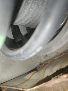 Left Front Shock Absorber Mount