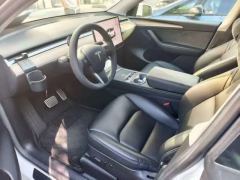 2022 Tesla Model Y 2022 Long Rangeall wheel driveEdition #4
