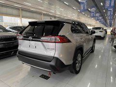 2022 Toyota Wildlander 2022 2.0 AT 4WDLuxuryPLUSEdition #9