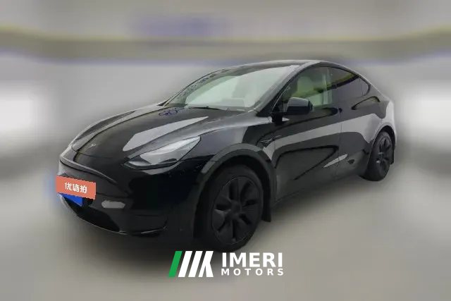 2024 Tesla Model Y 2023 rear wheel driveEdition