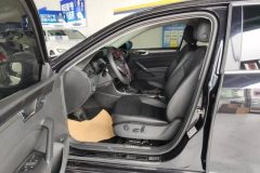 2017 Volkswagen Passat 2017 1.8T AT 330TSIYu ZunEdition #9