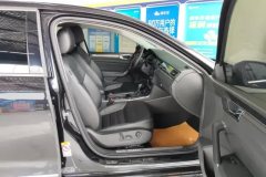 2017 Volkswagen Passat 2017 1.8T AT 330TSIYu ZunEdition #8