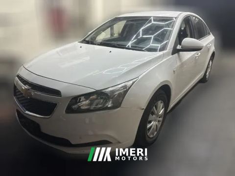 2015 Chevrolet Cruze Sedan 2015 1.5 MT ClassicSL